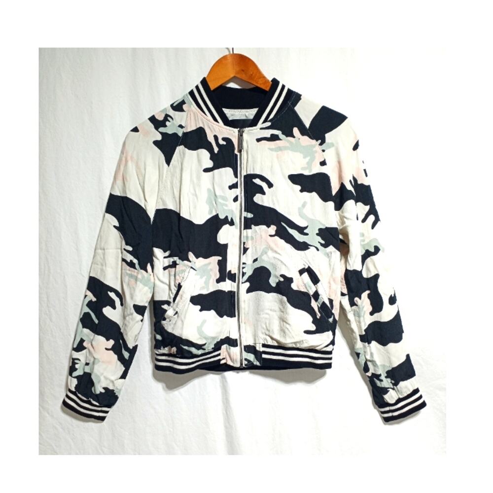 Sanctuary Havana Fever White & Black Woman's Camo Bomber Jacket Size Small